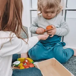 Cutting Fruit Crate