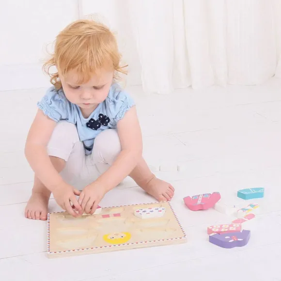 Dressing Girl Puzzle