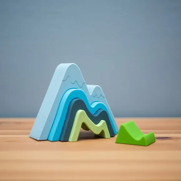 Mountain Stacker