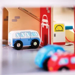 Park & Play Garage