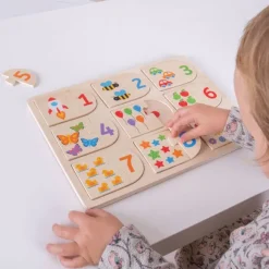 Picture and Number Matching Puzzle