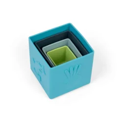 Stacking Cubes