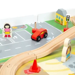 Train Set & Table